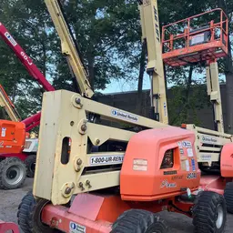 2017 JLG 450AJ Articulating Boom Lift