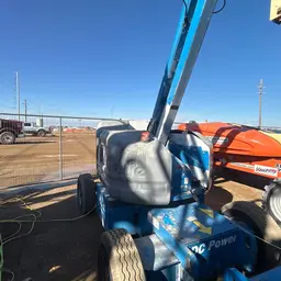 2012 Genie Z-45/25J DC Articulating Boom Lift