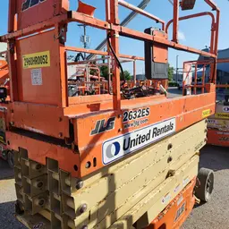 2017 JLG 2632ES Scissor Lift