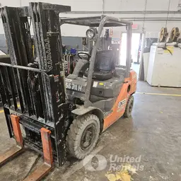 2018 Toyota 8FGU25 Warehouse Forklift