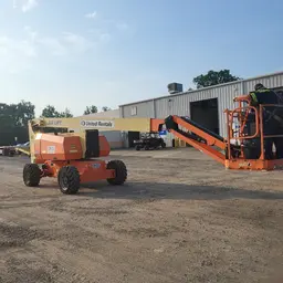 2017 JLG 800AJ Articulating Boom Lift