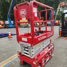 2018 MEC 1330SE Scissor Lift