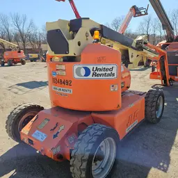 2014 JLG E450AJ Articulating Boom Lift