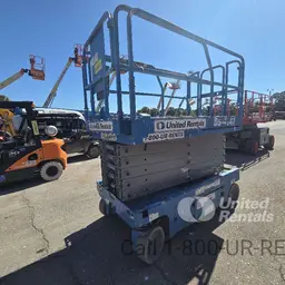 2017 Genie GS-4047 Scissor Lift