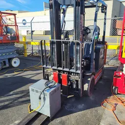 2018 Toyota 8FBCU25 Warehouse Forklift