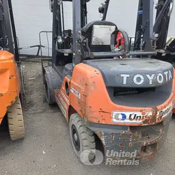 2019 Toyota 8FGU25 Warehouse Forklift