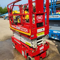 2018 MEC 1930SE Scissor Lift