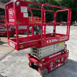 2017 MEC 1330SE Scissor Lift