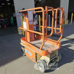 2019 JLG 1230ES Self-Propelled One-Person Lift