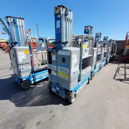 2017 Genie GR-20 Self-Propelled One-Person Lift