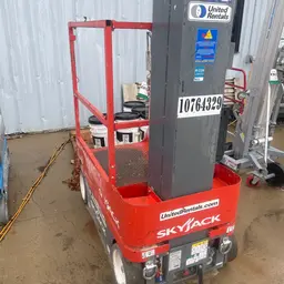 2018 Skyjack SJ16 Self-Propelled One-Person Lift