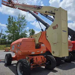 2017 JLG 800AJ Articulating Boom Lift