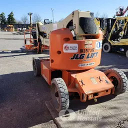 2015 JLG E450AJ Articulating Boom Lift