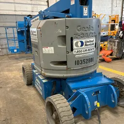 2015 Genie Z-34/22N Articulating Boom Lift