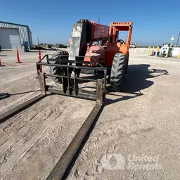 2016 SKYTRAK 8042 Forklift