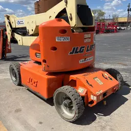 2014 JLG E400AJPN Articulating Boom Lift
