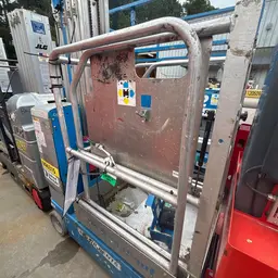2016 Genie GR-20 Self-Propelled One-Person Lift