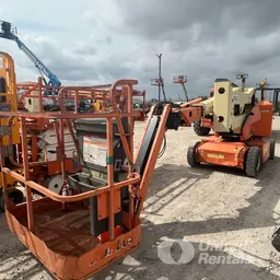 2016 JLG E400AJPN Articulating Boom Lift