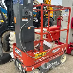 2017 Skyjack SJ16 Self-Propelled One-Person Lift