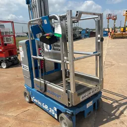 2018 Genie GR-20 Self-Propelled One-Person Lift