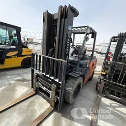 2019 Toyota 8FD45U Warehouse Forklift