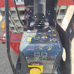 2018 MEC MICRO 19 Scissor Lift