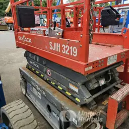 2016 Skyjack SJIII3219 Scissor Lift