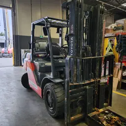 2018 Toyota 8FG35U Warehouse Forklift