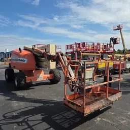 2017 JLG 450AJ Articulating Boom Lift