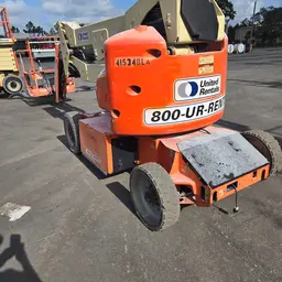2017 JLG E400AJPN Articulating Boom Lift