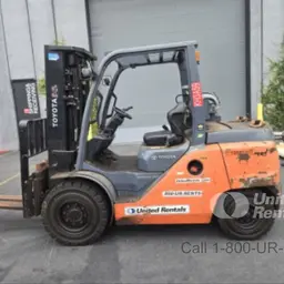 2018 Toyota 8FG45U Warehouse Forklift