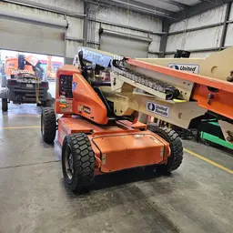 2016 JLG E450AJ Articulating Boom Lift