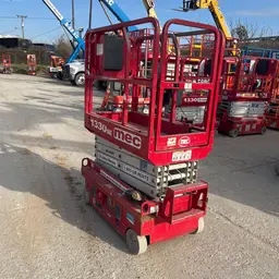 2018 MEC 1330SE Scissor Lift