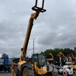 2017 JCB 507-42 Forklift