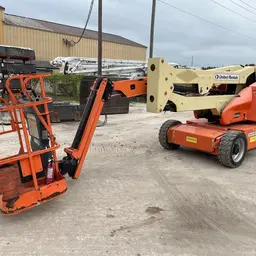 2016 JLG E450AJ Articulating Boom Lift