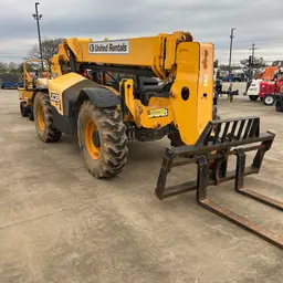 2017 JCB 509-42 Forklift