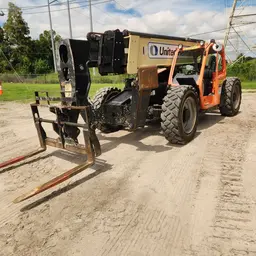 2016 JLG 1055 Forklift