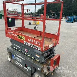 2016 Skyjack SJIII3219 Scissor Lift