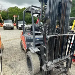 2020 Toyota 8FGU30 Warehouse Forklift
