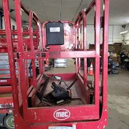 2017 MEC 1330SE Scissor Lift